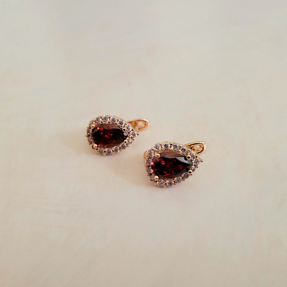 NWOT 18K Gold-Plated Ruby Fashion Earrings